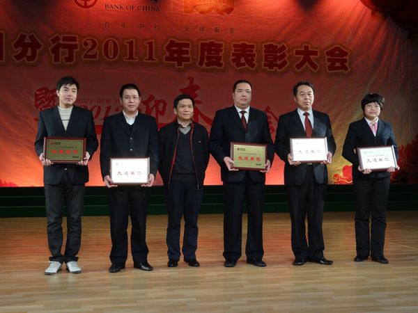 国产精品自产拍在线观看免费