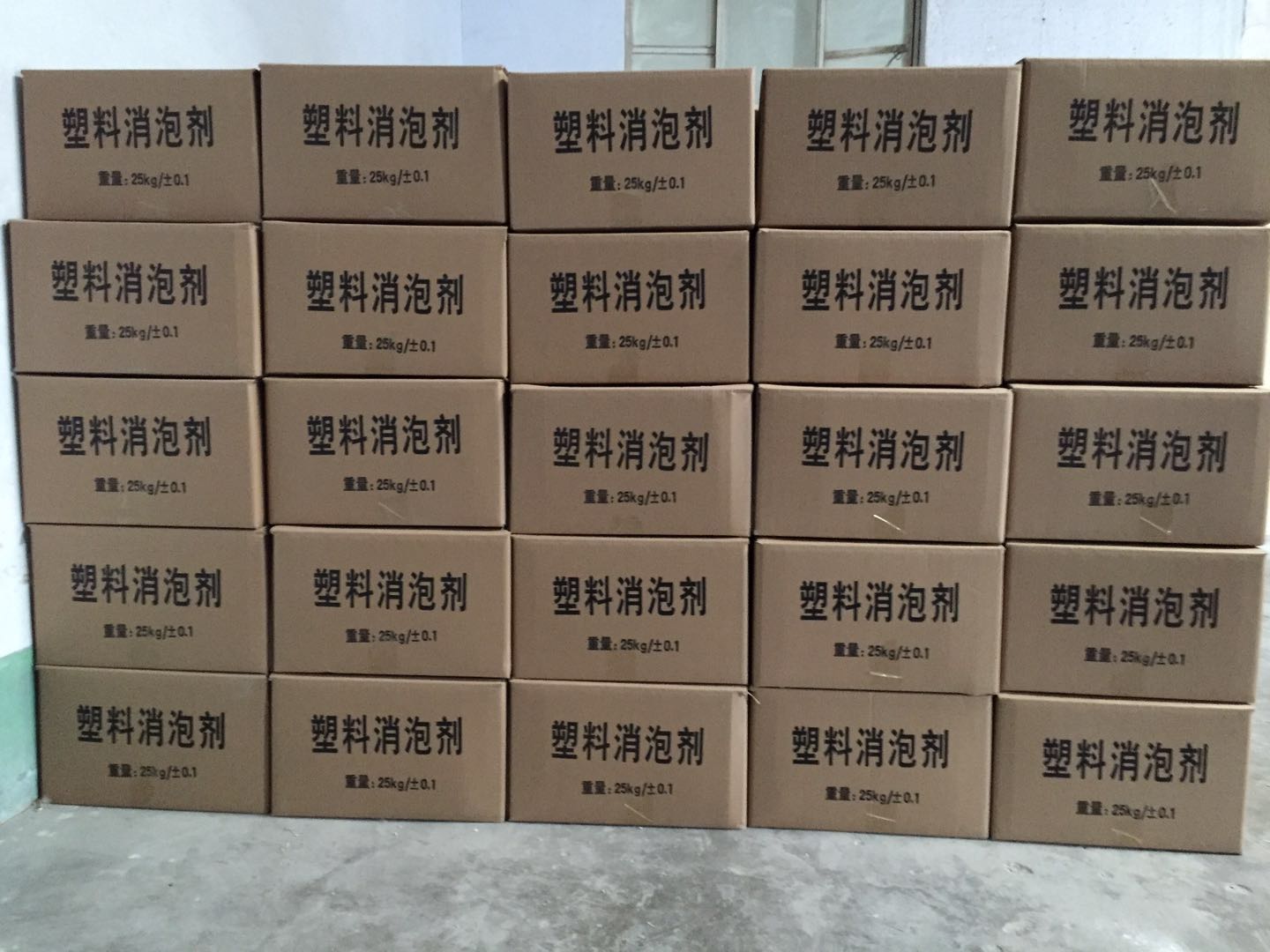 精品一区二区三区自拍图片区2.jpg
